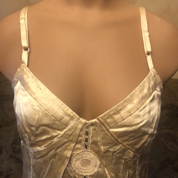 Twilight Rosalie Hale Marc jacobs Volturi Vision outfit - Picture 9 of 13